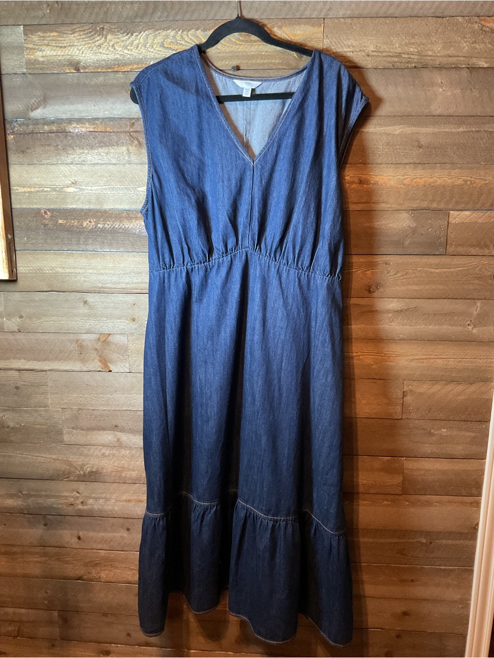 Time and Tru Women's Sleeveless Denim Dress with Ruffle Hem Women’s Size XXXL 22